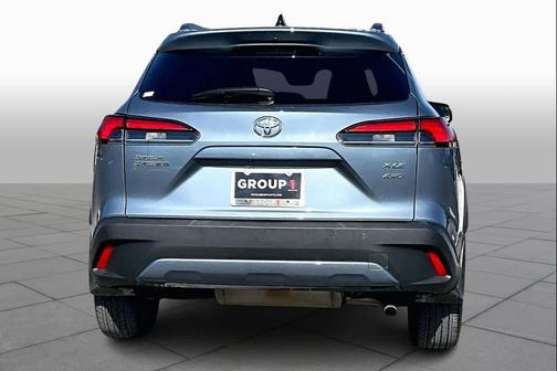 2025 Toyota Corolla Cross XLE