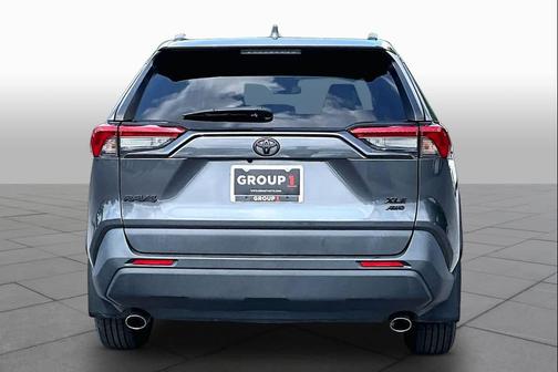 Magnetic Gray Metallic 2019 Toyota RAV4 XLE