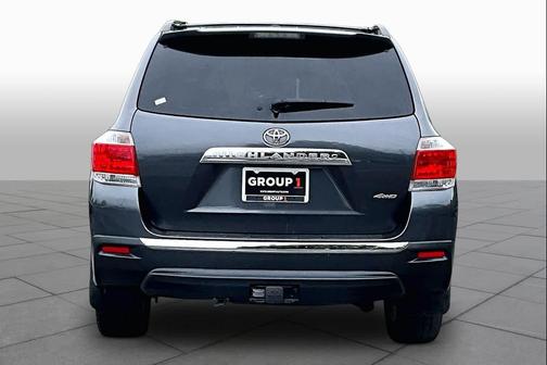 Magnetic Gray Metallic 2013 Toyota Highlander Limited