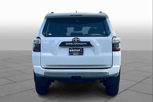 2024 Toyota 4Runner TRD Off Road