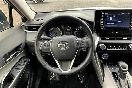 2021 Toyota Venza LE