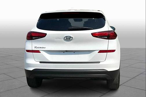2021 Hyundai TUCSON SE