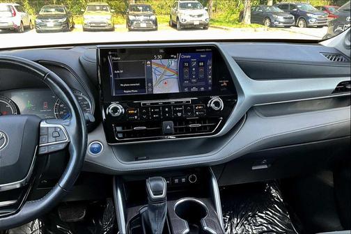 2021 Toyota Highlander Hybrid Platinum