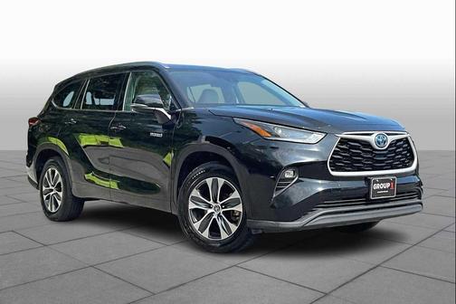 2021 Toyota Highlander Hybrid XLE