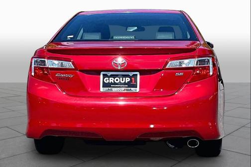 Barcelona Red Metallic 2013 Toyota Camry SE