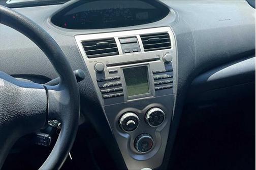 2010 Toyota Yaris Base