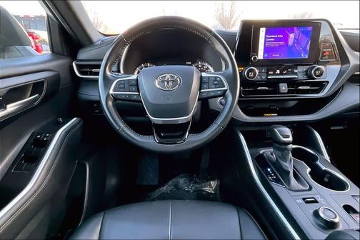 2023 Toyota Highlander XSE