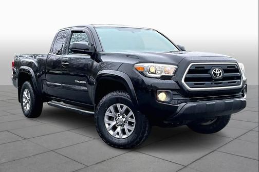 2017 Toyota Tacoma SR5
