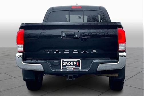 2017 Toyota Tacoma SR5