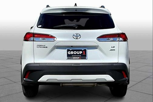 2025 Toyota Corolla Cross LE