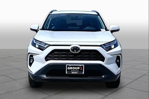 Wind Chill Pearl 2024 Toyota RAV4 XLE Premium