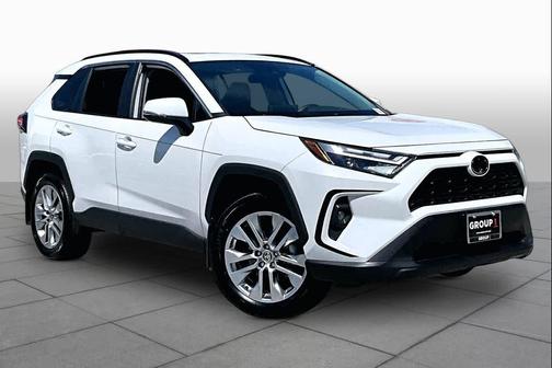 Wind Chill Pearl 2024 Toyota RAV4 XLE Premium