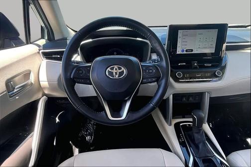 Sonic Silver 2024 Toyota Corolla Cross XLE