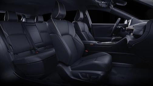 2025 Toyota Crown Signia XLE