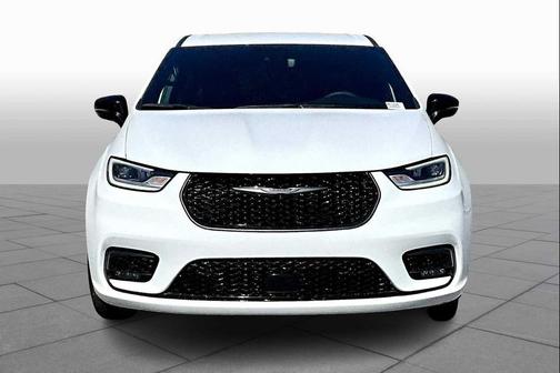 2024 Chrysler Pacifica Hybrid S Appearance Pkg