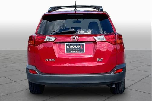 Barcelona Red Metallic 2015 Toyota RAV4 XLE