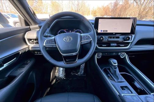 2026 Toyota Grand Highlander Hybrid Nightshade Edition