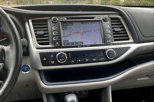 2017 Toyota Highlander Hybrid Platinum