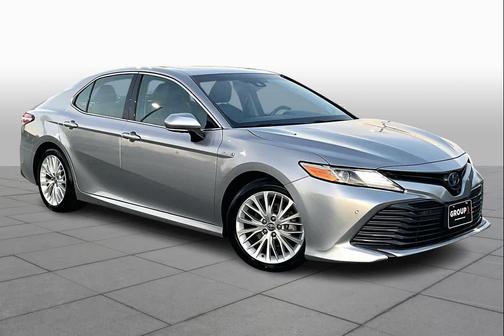 2018 Toyota Camry Hybrid XLE