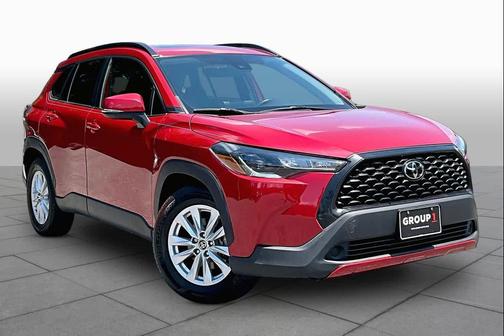 Barcelona Red Metallic 2022 Toyota Corolla Cross LE