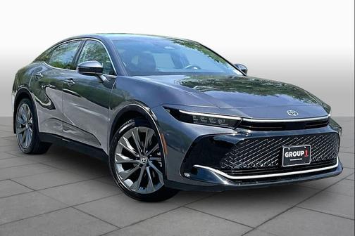 Magnetic Gray Metallic 2024 Toyota Crown Limited