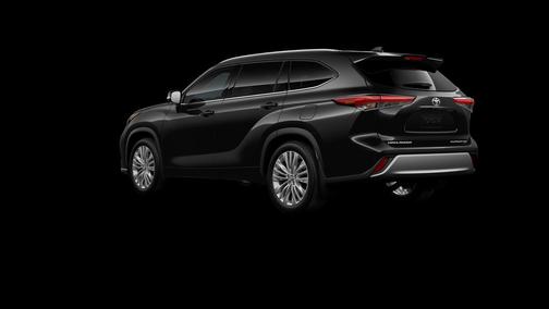 Midnight Black Metallic 2026 Toyota Highlander Platinum