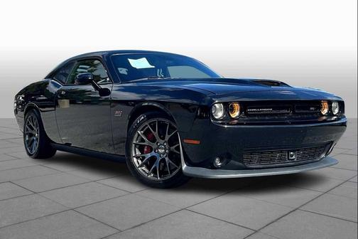 2016 Dodge Challenger SRT 392