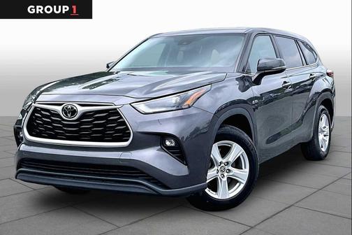 Magnetic Gray Metallic 2023 Toyota Highlander LE