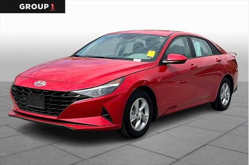 2022 Hyundai ELANTRA SE