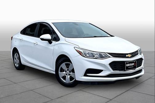 Summit White 2018 Chevrolet Cruze LS