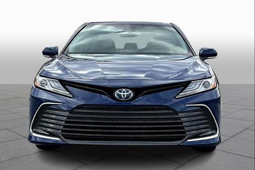 2023 Toyota Camry Hybrid XLE