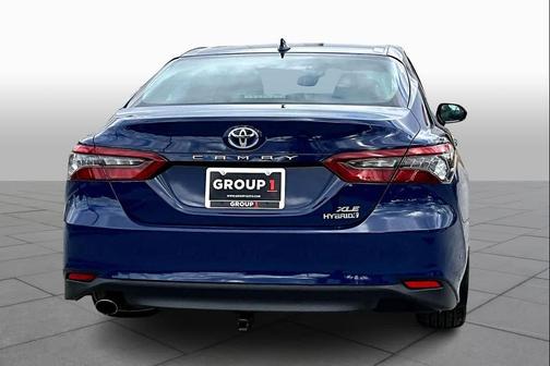 2023 Toyota Camry Hybrid XLE