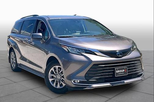 Predawn Gray Mica 2021 Toyota Sienna XLE 7 Passenger