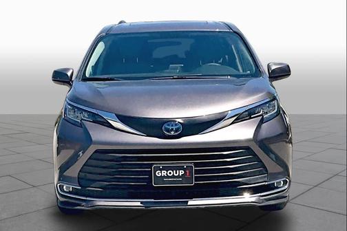 Predawn Gray Mica 2021 Toyota Sienna XLE 7 Passenger