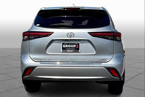 2023 Toyota Highlander Platinum