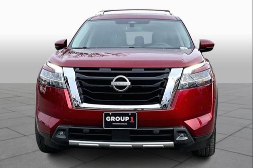 2023 Nissan Pathfinder SL 4WD