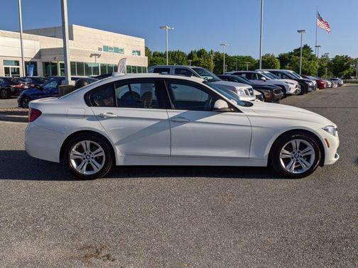 Alpine White 2016 BMW 328 xDrive