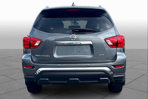 2019 Nissan Pathfinder S