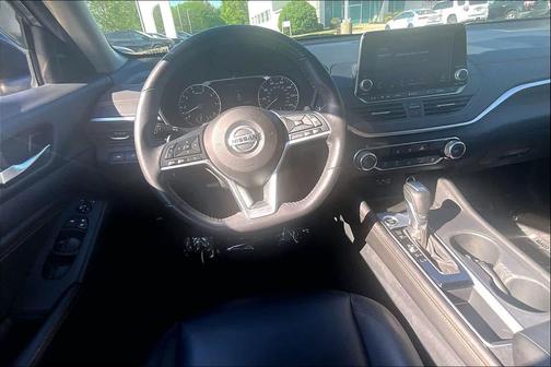 Gun Metallic 2022 Nissan Altima SR FWD