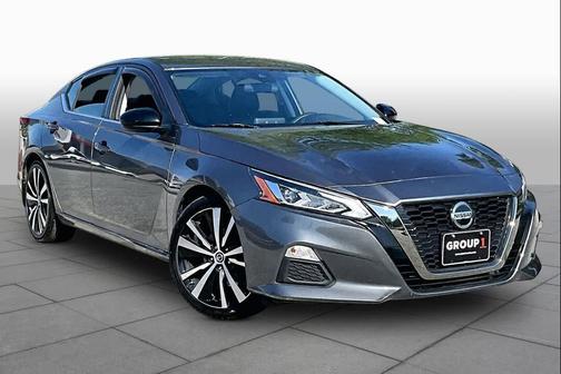 Gun Metallic 2022 Nissan Altima SR FWD