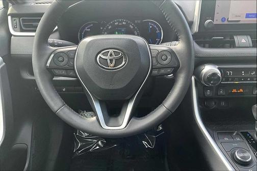 2023 Toyota RAV4 Hybrid XLE