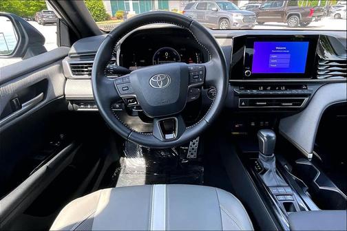 Underground 2025 Toyota Camry SE