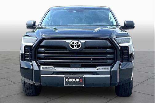 Midnight Black Metallic 2022 Toyota Tundra SR5