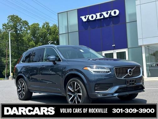 2022 Volvo XC90 T6 Momentum 7 Passenger
