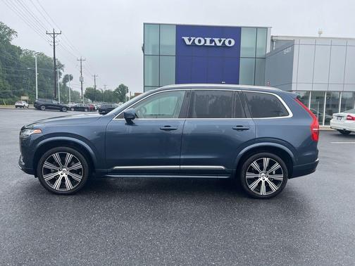 Denim Blue Metallic 2023 Volvo XC90 B6 Ultimate 7-Seater