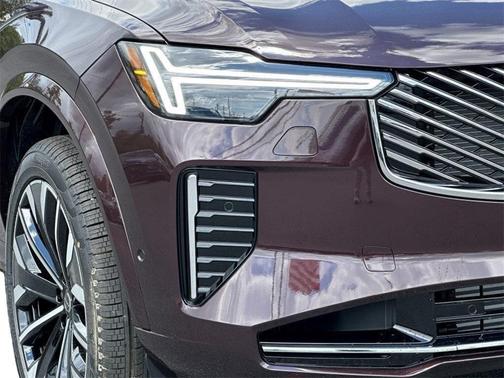 2025 Volvo XC90 Plug-In Hybrid T8 Plus 7-Seater