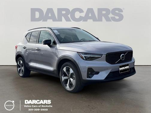 2026 Volvo XC40 B5 Plus
