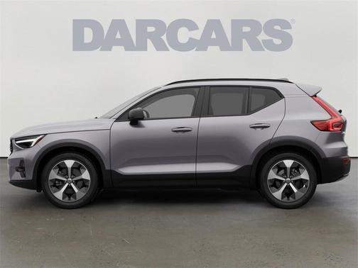 2026 Volvo XC40 B5 Plus
