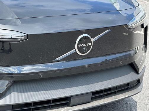 2025 Volvo EX30 Twin Motor Ultra