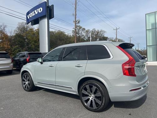 2025 Volvo XC90 B6 Plus 7-Seater